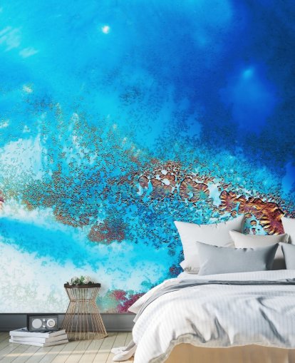 fresque murale abstraite bleue personnalisable sur l'océan appelée Into the Blue par Petra Meikle de Vlas pour les salles de bain et les chambres