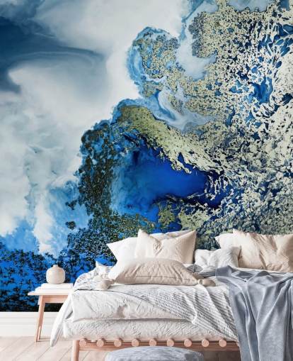 fresque murale abstraite personnalisable bleue, blanche et dorée intitulée Midnight Reef par Petra Meikle de Vlas fresque murale abstraite personnalisable bleue, blanche et dorée intitulée Midnight Reef par Petra Meikle de Vlas
