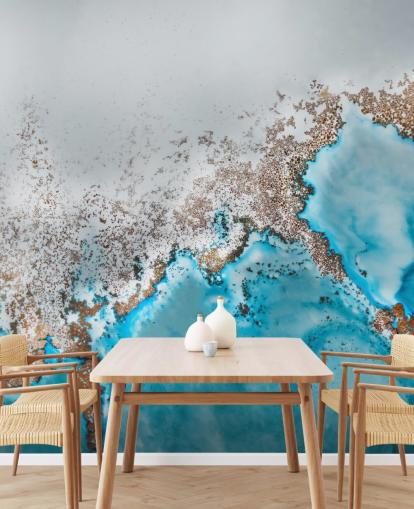 Personalisierbares abstraktes Wandbild in Hellblau, Grau und Gold namens Oasis Exploring von Petra Meikle de Vlas