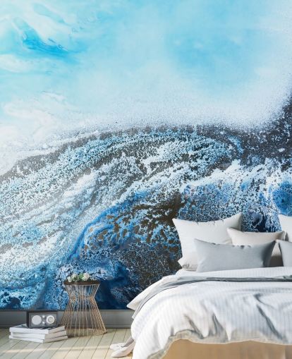mural de pared abstracto personalizable azul llamado Ocean Trance de Petra Meikle de Vlas para baños y dormitorios