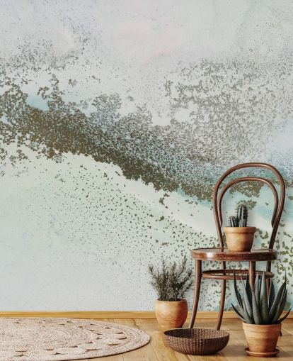 lichtblauwe en gouden aanpasbare abstracte muurschildering genaamd Shallow Pass van Petra Meikle de Vlas