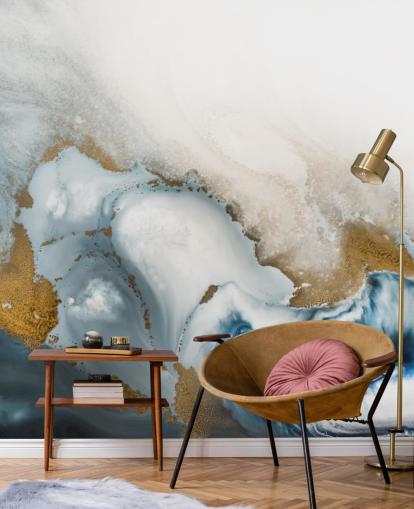 mural de pared abstracto personalizable blanco, gris y dorado llamado Swirl de Petra Meikle de Vlas mural de pared abstracto personalizable blanco, gris y dorado llamado Swirl de Petra Meikle de Vlas
