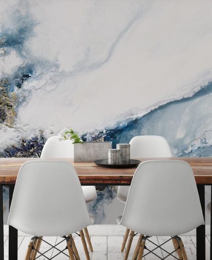 mural de pared abstracto personalizado blanco, azul y dorado llamado Transcending de Petra Meikle de Vlas para dormitorios, cocinas y baños mural de pared abstracto personalizado blanco, azul y dorado llamado Transcending de Petra Meikle de Vlas para dormitorios, cocinas y baños