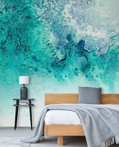 turquoise aanpasbare abstracte oceaanmuurschildering genaamd Turquoise Whispering van Petra Meikle de Vlas