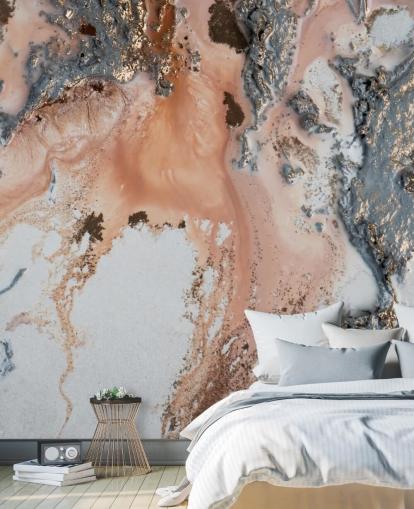 roze, grijze en gouden abstracte muurschildering op maat genaamd Unearthing van Petra Meikle de Vlas voor slaapkamers en woonkamers