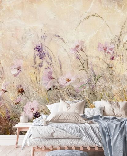 gelbes und lila individuelles Wiesenwandbild namens Distressed Floral Meadow II von Rafal Kulik gelbes und lila individuelles Wiesenwandbild namens Distressed Floral Meadow II von Rafal Kulik