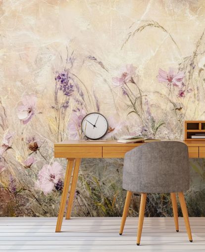 murale personalizzato con prato giallo e viola chiamato Distressed Floral Meadow II di Rafal Kulik