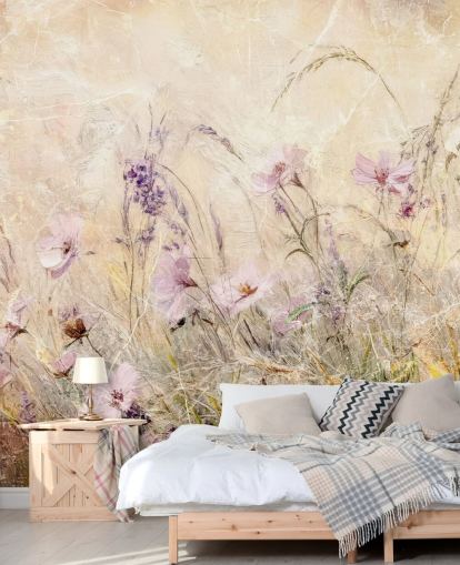 murale personalizzato con prato giallo e viola chiamato Distressed Floral Meadow II di Rafal Kulik