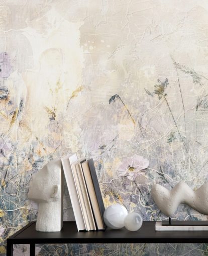 papier peint mural floral vintage coloré et personnalisable appelé Distressed Floral Meadow par Rafal Kulik