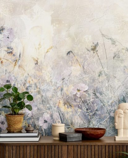 farbenfrohe, individuell gestaltbare Vintage-Blumentapete namens Distressed Floral Meadow von Rafal Kulik farbenfrohe, individuell gestaltbare Vintage-Blumentapete namens Distressed Floral Meadow von Rafal Kulik