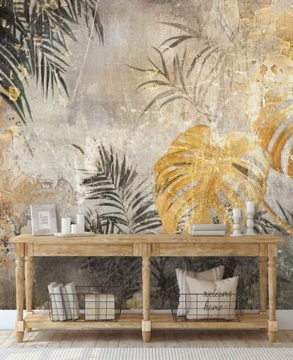 murale con giungla verde, oro e grigio chiamato Distressed Jungle Leaves IV di Rafal Kulik