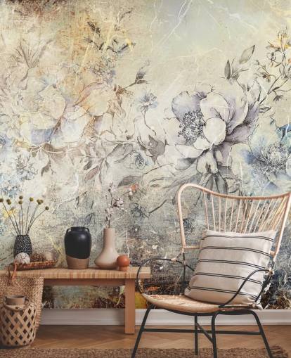 murale floreale personalizzabile chiamato Distressed Large Florals II di Rafal Kulik per camere da letto e salotti