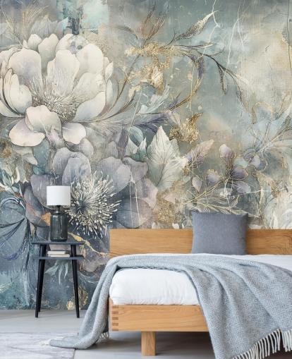 blåt og hvidt tilpassbart blomstertapet kaldet Distressed Large Florals af Rafal Kulik