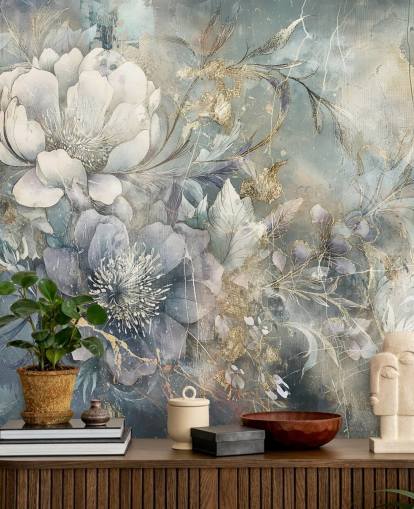 Blau-weiße personalisierbare Blumentapete namens Distressed Large Florals von Rafal Kulik Blau-weiße personalisierbare Blumentapete namens Distressed Large Florals von Rafal Kulik
