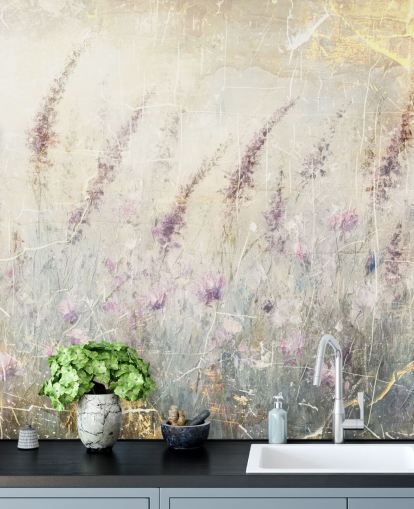 personalisierbares Lavendel-Tapeten-Wandbild namens Distressed Lavender von Rafal Kulik personalisierbares Lavendel-Tapeten-Wandbild namens Distressed Lavender von Rafal Kulik