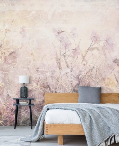 lilla tilpassbart blomsterveggmaleri kalt Distressed Lilac Florals av Rafal Kulik