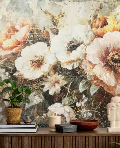 carta da parati murale vintage personalizzabile chiamata Distressed Vintage Florals II di Rafal Kulik