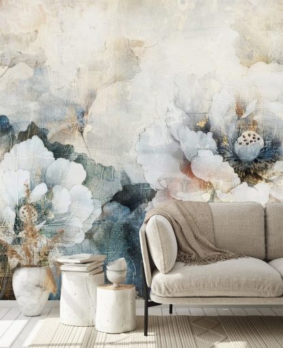 weißes kundenspezifisches Blumentapetenwandbild namens Distressed White Florals II von Rafal Kulik