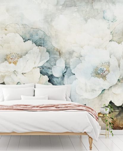 mural de pared floral personalizable blanco llamado Distressed White Florals III de Rafal Kulik