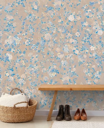 mural de parede floral vintage personalizável em bege chamado Aureline III de Loris Drago para salas de jantar e corredores mural de parede floral vintage personalizável em bege chamado Aureline III de Loris Drago para salas de jantar e corredores