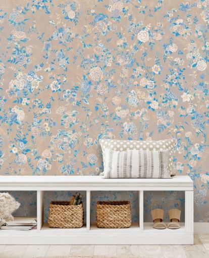 mural de parede floral vintage personalizável em bege chamado Aureline III de Loris Drago para salas de jantar e corredores