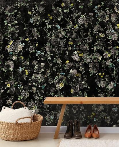 mural floral vintage oscuro personalizado llamado Aureline IV de Loris Drago para dormitorios y pasillos