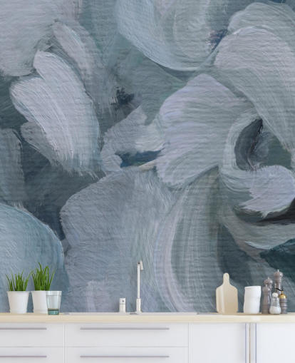 blauwe aanpasbare abstracte bloemenmuurschildering genaamd Fluence IV van Loris Drago voor slaapkamers, badkamers en keukens