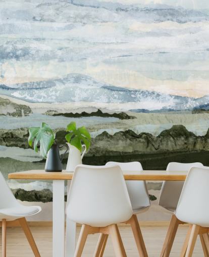 murale astratto personalizzato blu e verde chiamato Among the Hedges di Lara Eckerman per sale da pranzo e salotti