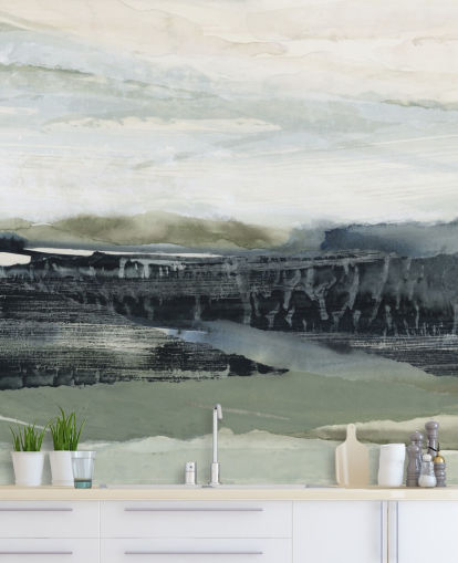 mural de pared abstracto de bosque negro y gris llamado Dark Forest I de Lara Eckerman