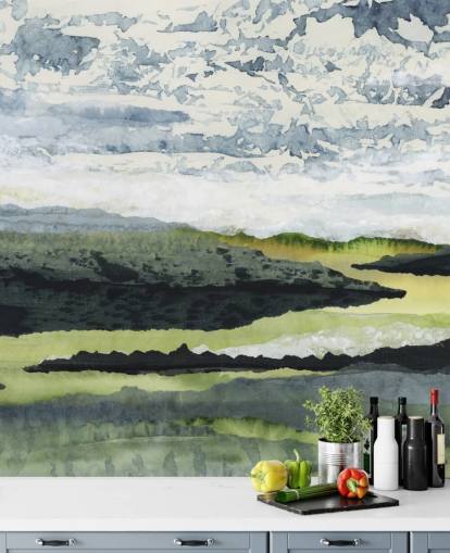 peinture murale abstraite verte, bleue et blanche intitulée Winding River par Lara Eckerman