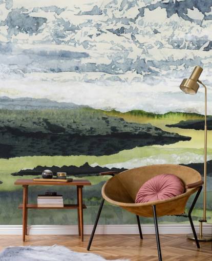 peinture murale abstraite verte, bleue et blanche intitulée Winding River par Lara Eckerman