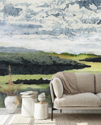 peinture murale abstraite verte, bleue et blanche intitulée Winding River par Lara Eckerman