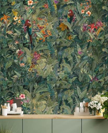 mural de pared verde personalizado con hojas de selva llamado Selvanea de Loris Drago para pasillos y comedores