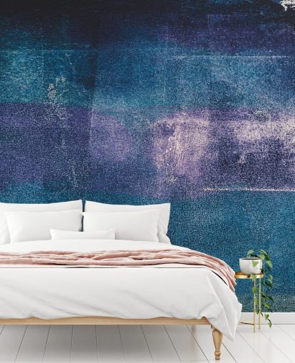 mural de pared abstracto personalizado azul y morado llamado Painted Textures III de Tim Mossholder para dormitorios y baños