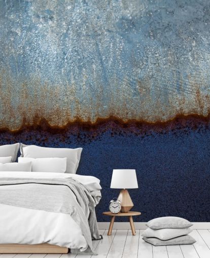 blaues und braunes abstraktes Wandbild namens Rusty Metal II von Tim Mossholder für Wohnzimmer und Badezimmer