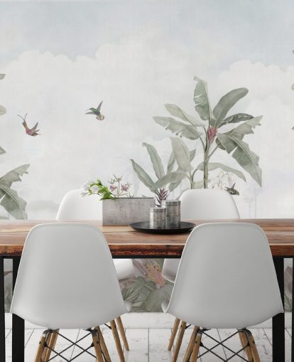 blauwgrijze junglemuurschildering op maat genaamd Faded Blue Vintage Borneo Jungle van Bloomery Decor blauwgrijze junglemuurschildering op maat genaamd Faded Blue Vintage Borneo Jungle van Bloomery Decor