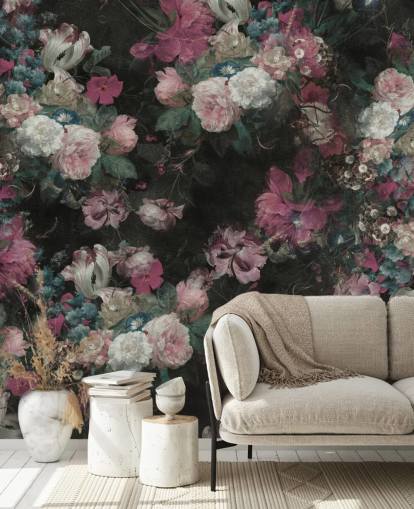 murale floreale barocco personalizzato rosa e bianco chiamato Moody Baroque Floral Scene di Bloomery Decor