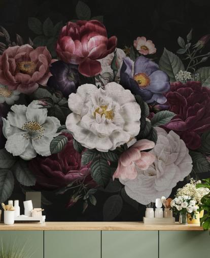 murale floreale personalizzato scuro chiamato Moody Baroque Florals Redoute di Bloomery Decor per salotti e camere da letto