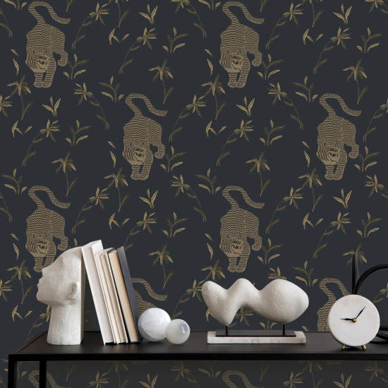 Stalking Tiger Inkwell Wallpaper