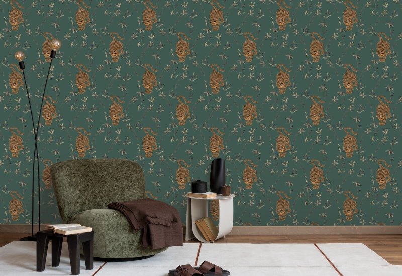 Tigre qui traque Papier peint Spruce Green