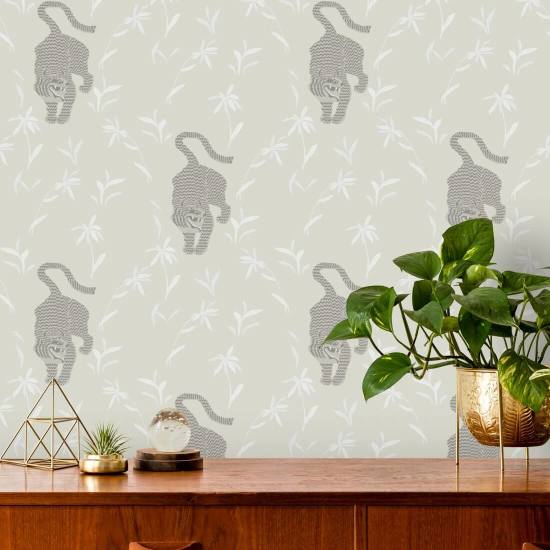 Tigre acechando Fondo de pantalla de luna