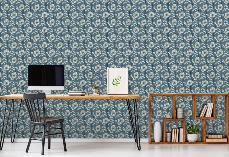 Woodland Bloom Skiferblå blomsterbakgrunn