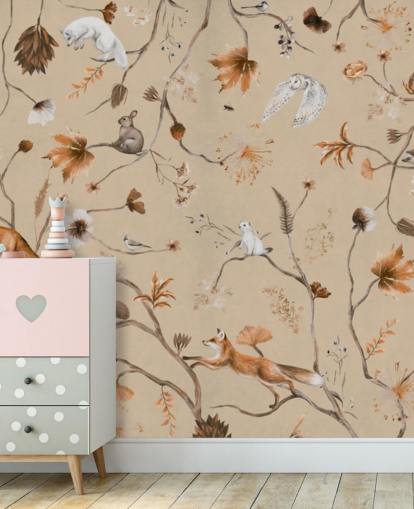 mural infantil beige llamado Playful Forest - Beige Panorama de Kikki Belle para guarderías y dormitorios infantiles