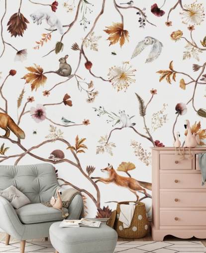 hvitt barnehage veggmaleri kalt Playful Forest White Panorama av Kikki Belle for barn
