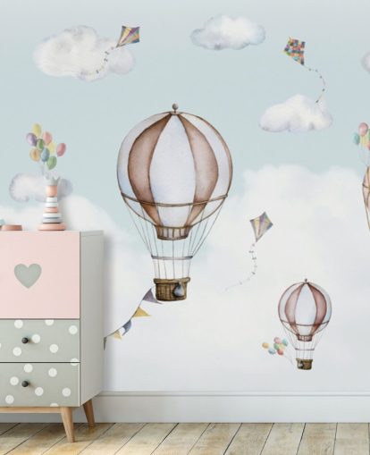 blau-weißes Panorama-Kinderzimmer-Wandbild namens Balloon Bonanza Panorama von Oliver Robins für Kindergärten blau-weißes Panorama-Kinderzimmer-Wandbild namens Balloon Bonanza Panorama von Oliver Robins für Kindergärten