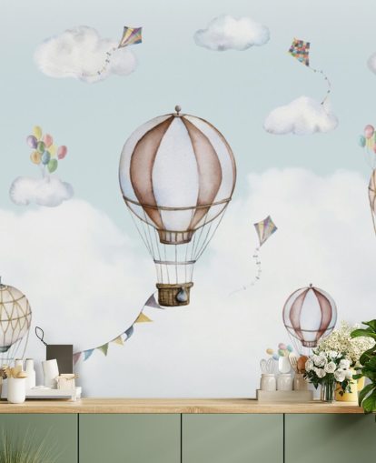 blått og hvitt panoramisk barnehage kalt Balloon Bonanza Panorama av Oliver Robins for barnehager