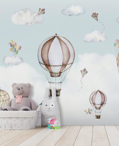 blau-weißes Panorama-Kinderzimmer-Wandbild namens Balloon Bonanza Panorama von Oliver Robins für Kindergärten