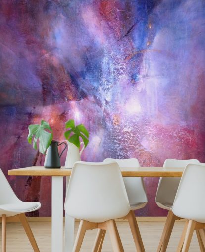 lilla og rosa tilpassbart abstrakt veggmaleri kalt A Fracture in the Indigo Dream av Annette Schmucker