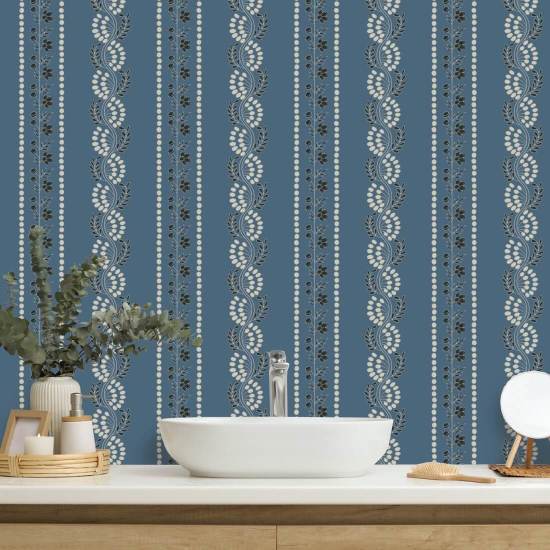 Botanischer Streifen Blumentapete mit blauem Salz