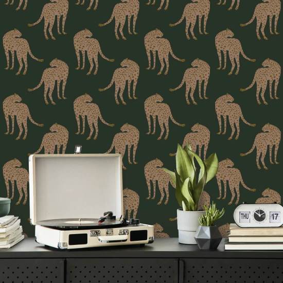 Guépard rôdant Papier peint Deep Forest Green